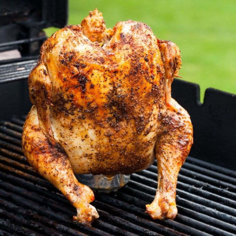 Verwunderlich Ganzes Hhnchen Auf Dem Grill Bild